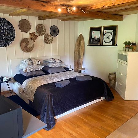 Lamaisonrouge Chambre D'Hotes Cormondreche Екстериор снимка